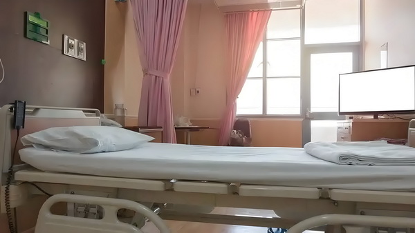 换深圳户口需要什么_活佛王兴夫“点化”140位女信徒，全程不穿衣服，场面失控 不少不满日本地表企业示